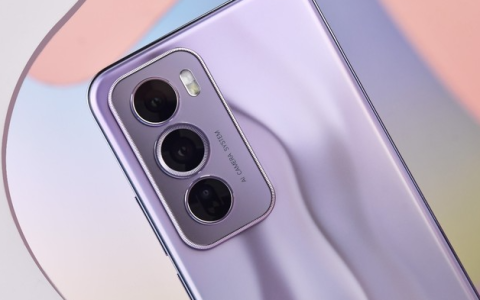 vivo S19柔光灯怎么打开？