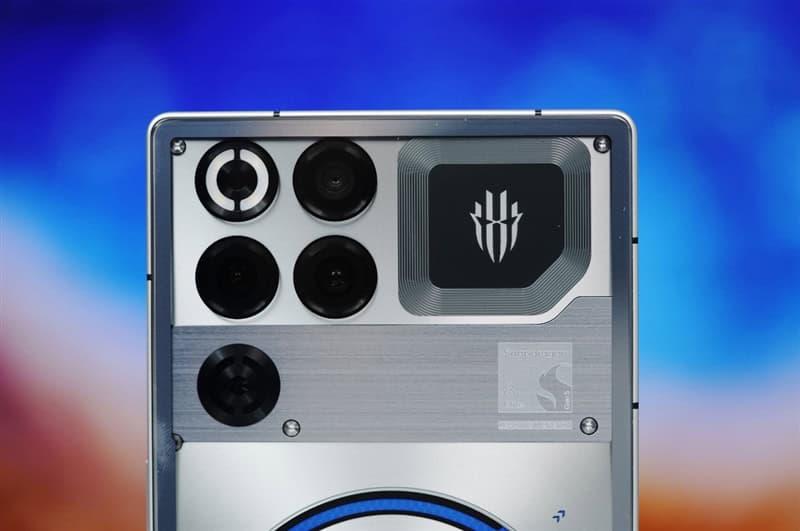 3A大作随身玩!手游端游通吃 红魔11S Pro+手机评测:硬核玩家的终极移动游戏平台