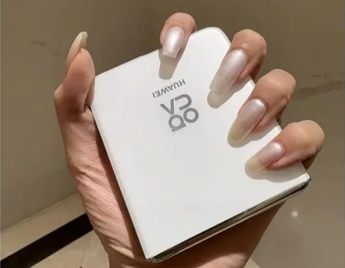 华为NovaFlip是小折叠还是大折叠?