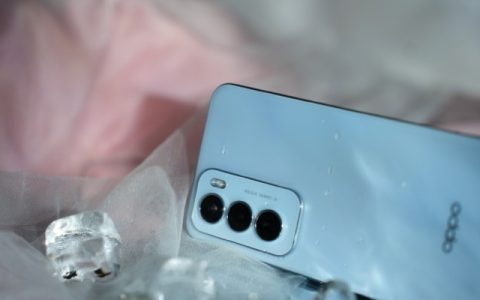 OPPO Reno 12支持IP68级别的防尘防水吗？