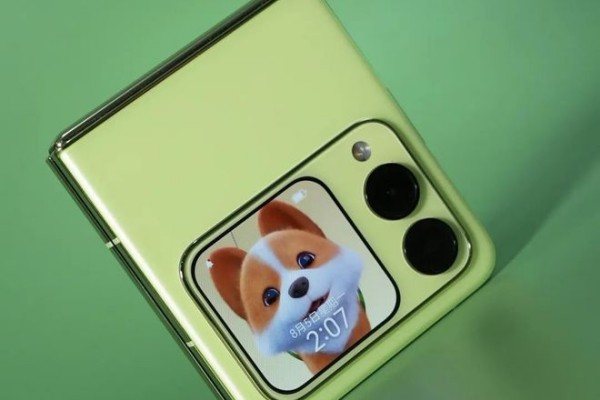 华为Nova Flip怎么更换外屏主题?