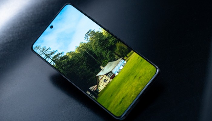 真我Realme GT6输入法最下面小白条怎么隐藏?