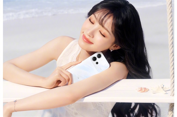 最强Live神机!一图读懂vivo S60系列:2899元起