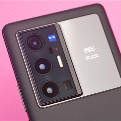 vivo X70 Pro+
