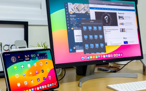 iPadOS17:优化台前调度,灵活调整窗口位置和大小、支持外接摄像头