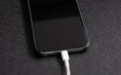 iPhone更新ios17后出现不断黑屏怎么解决？