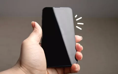 解决iPhone 8开机问题的有效方法！