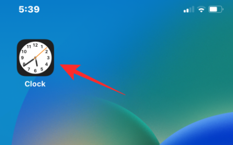 在 iPhone 上关闭贪睡闹钟的 3 种方法