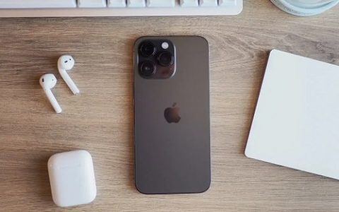 苹果15上面的黑条怎么去掉