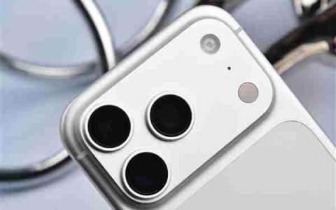 iPhone 17 Pro上手：性能依旧是王者