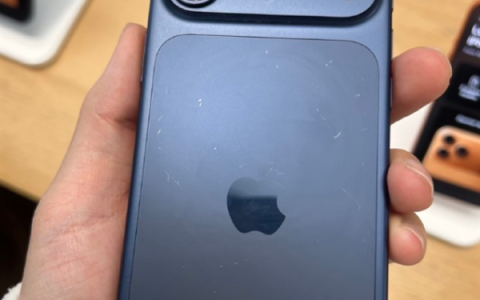 华尔街分析师称iPhone 17系列划痕问题被夸大 不会影响销售