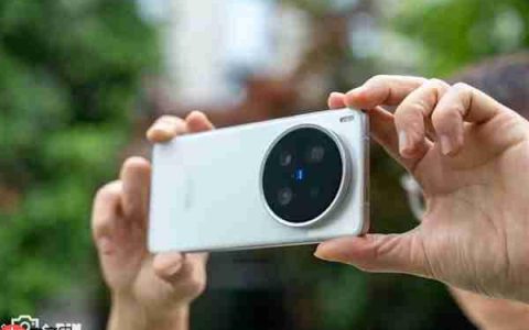 4399元起的vivo X300 能成为今年最强标准版手机吗