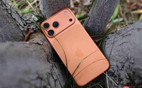 iPhone 17系列激活量接近400万台 博主：友商打不过 根本打不过