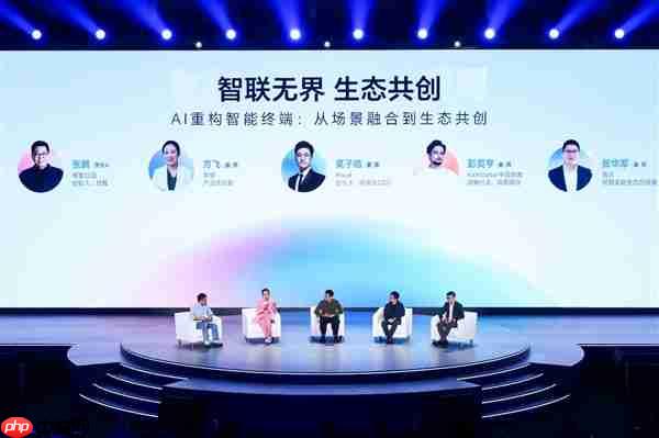 AI重构手机 “形态本质”：真正的AI手机已具备自进化AI能力