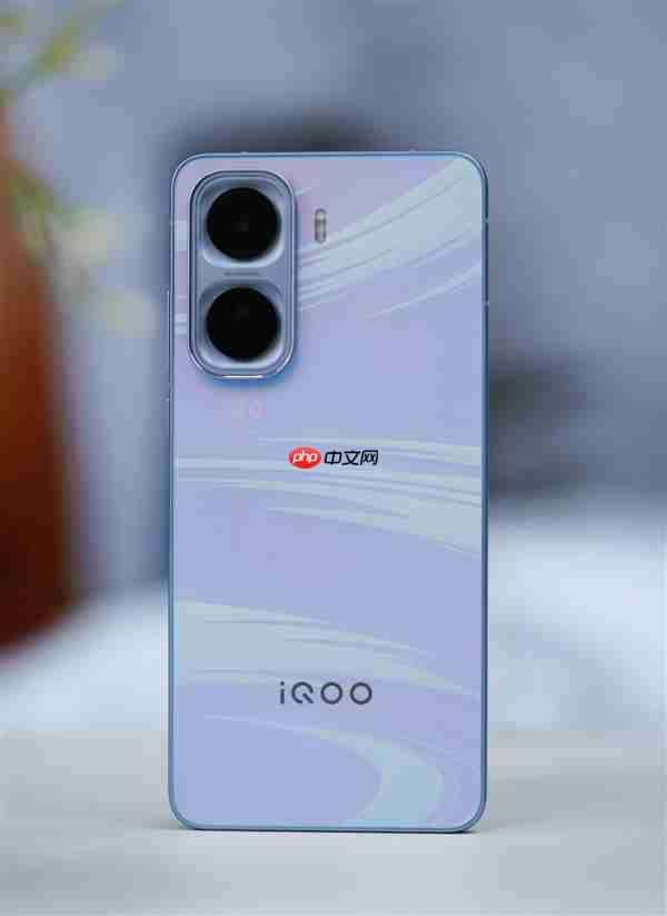 同档唯一2K LTPO屏！iQOO Neo11图赏