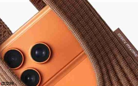 1299元起！iPhone Pocket手机包正式开售 苹果：限量发售抢到就是赚