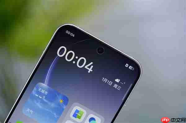 全息光刻美背太吸睛！OPPO Reno 15图赏