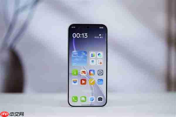 全息光刻美背太吸睛！OPPO Reno 15图赏