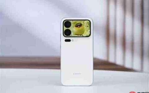 卢伟冰：小米17系列销量已破200万 是双11唯一能对抗iPhone的产品