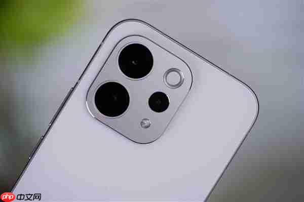全新纱缎光刻工艺！vivo S50图赏