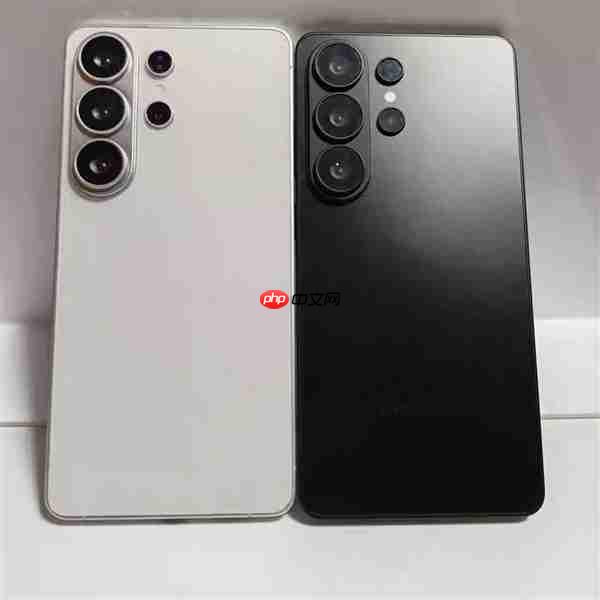 2026年首款万元机皇来了！三星Galaxy S26 Ultra机模上手
