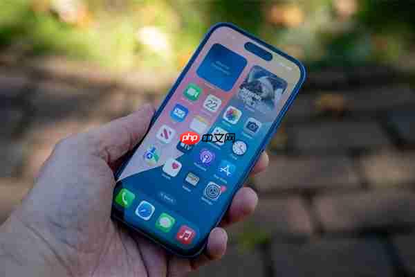 iPhone 18 Pro/17 Pro对比：灵动岛成功瘦身 史上首次