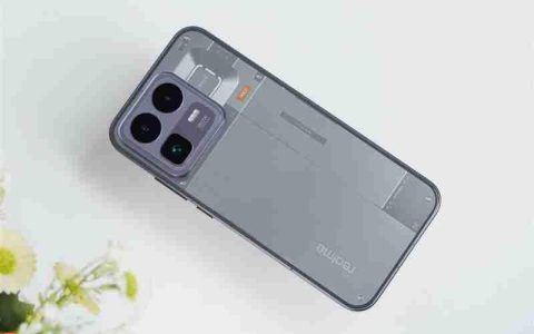 165Hz 满帧生态 + 极客面板 真我Neo8全面评测：这才是新一代潮玩电竞旗舰该有的样子