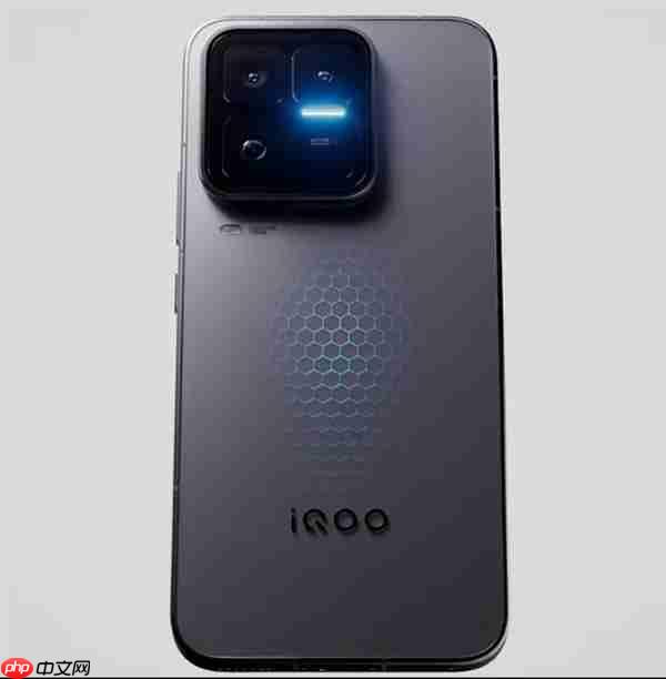 性能最激进的Ultra手机！iQOO 15 Ultra看点汇总