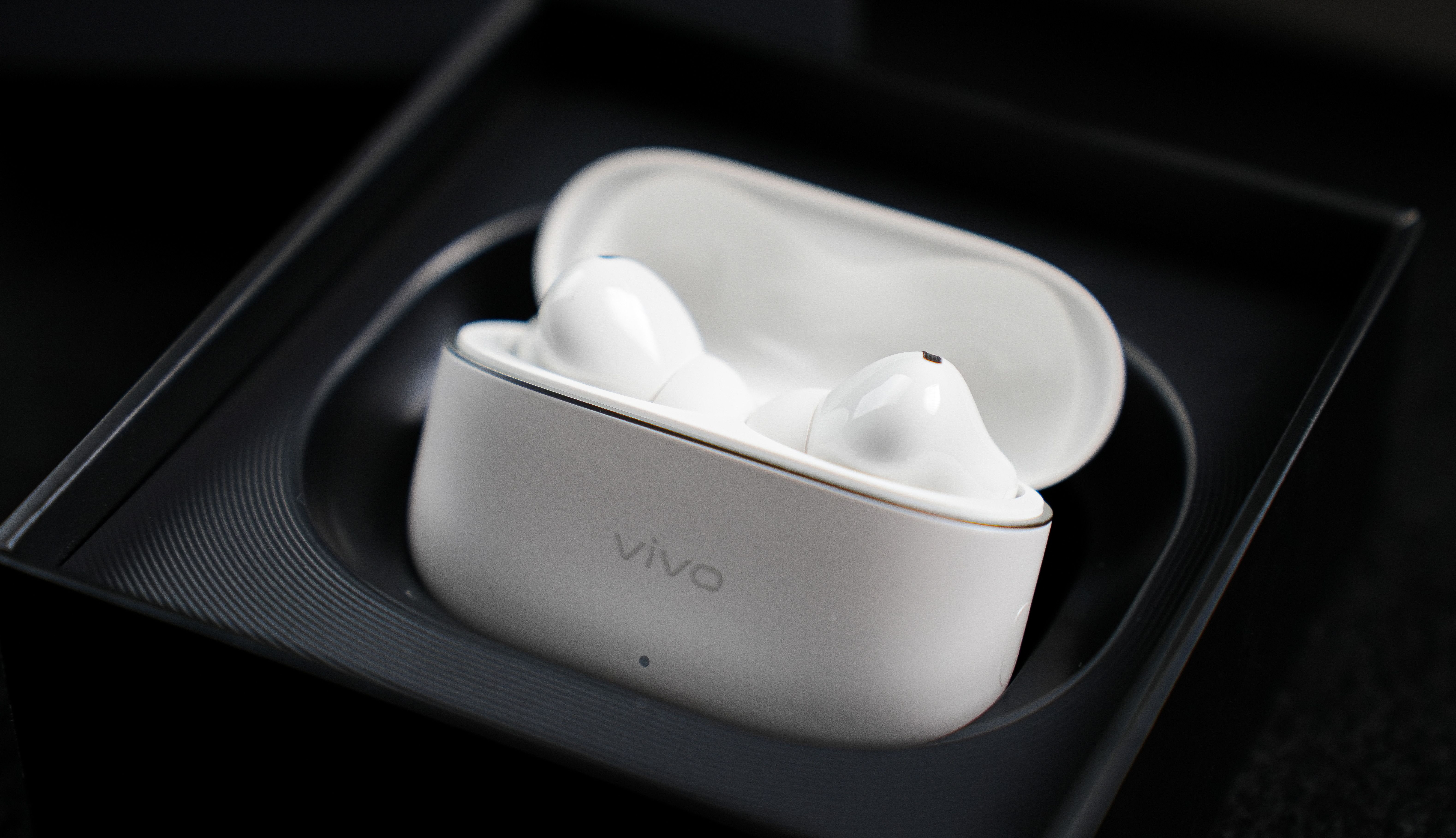 系统级真 Hi-Fi，vivo TWS 5 Pro 旗舰简评
