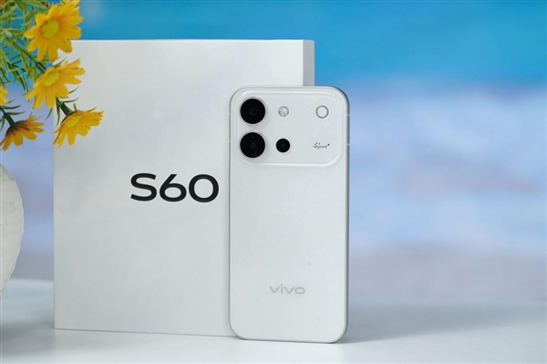 转动如星海闪烁！vivo S60星星海图赏