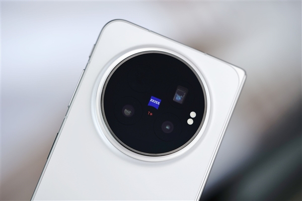 蓝厂最强折叠屏！vivo X Fold 6图赏