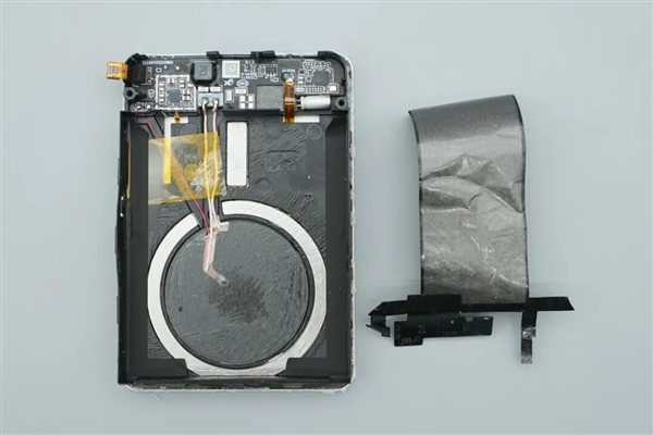 拆解报告:小米金沙江10000mAh 45W超薄磁吸移动电源