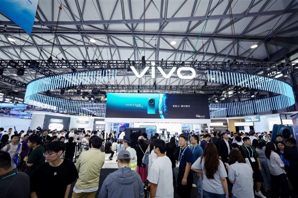 X Fold6搭载天玑 9500  vivo 与联发科正在重写折叠多任务体验