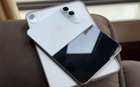 苹果今年最重磅的新品！折叠屏iPhone面板开始量产
