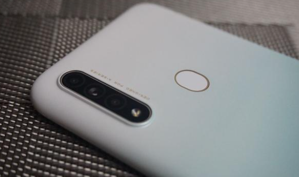 OPPO A8