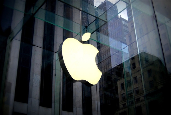 让国人等了10年!苹果终于有节假日闹钟了 但中国大陆暂不提供最新Siri AI