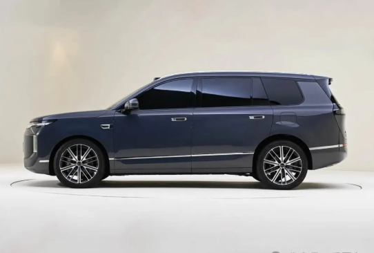 老车疯狂清库割韭菜?下半年 6 台新车集体杀穿 10-30 万 SUV 市场