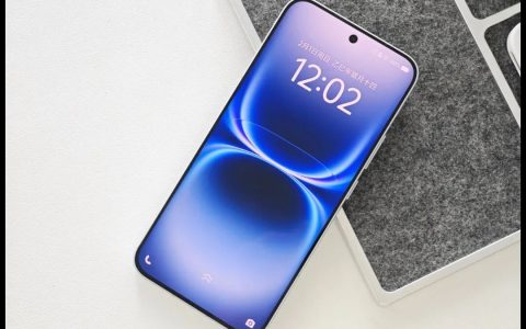512GB！价格“跌价”的顶级手机