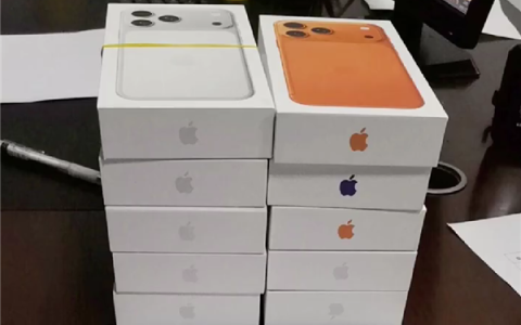 男子买5部iPhone不问价店长直接报警：称集齐10部即可迈入婚姻殿堂