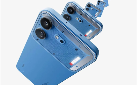 Nothing Phone(4b)发布：炫酷Glyph灯带+透明后盖！搭载骁龙6 Gen4