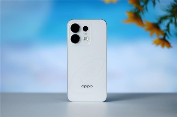 首创3D冰透悬浮!OPPO Reno16图赏