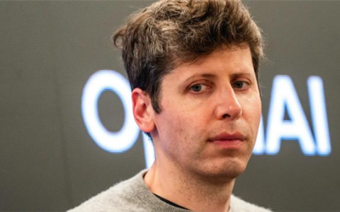苹果正式起诉OpenAI：窃取商业机密打造自研AI硬件