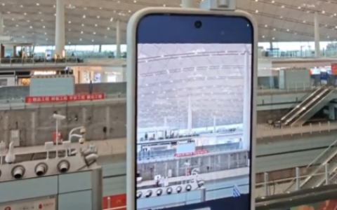 颠覆传统全景拍摄 荣耀Robot Phone机械镜头全自动拼接大片