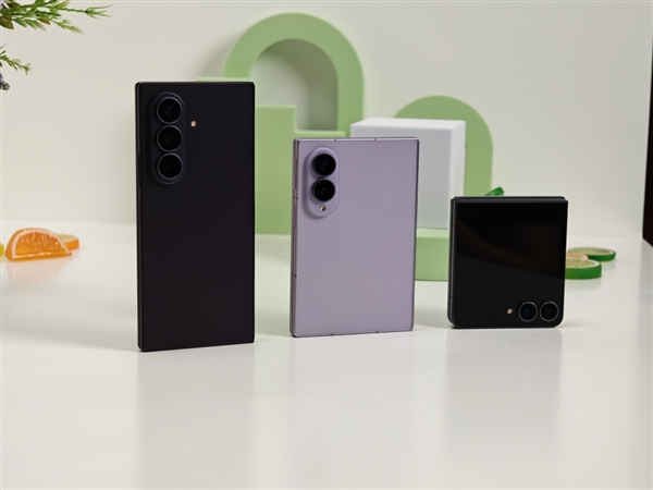 年度最强小折叠！三星Galaxy Z Flip8真机图赏：8999元起