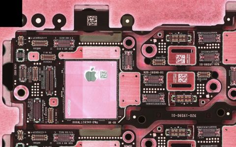 iPhone 18 Pro遭史诗级泄密！苹果一心去风险 印度反倒成最大风险
