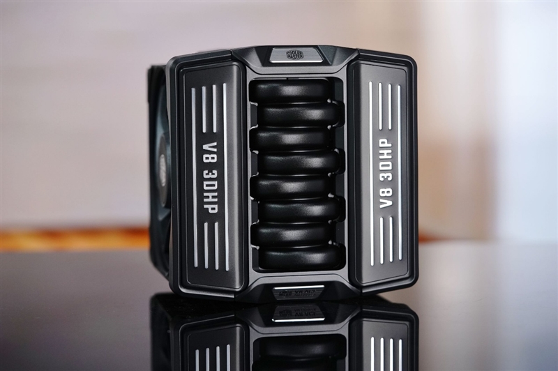 近十年最帅风冷!酷冷至尊V8 ACE 3DHP散热器评测:单塔能干翻双塔