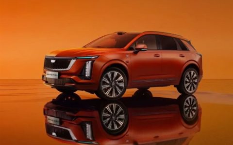 豪华混动SUV首搭Momenta R7智驾！凯迪拉克XT5 PHEV 8月21日预售