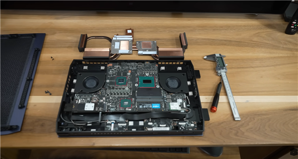 脑洞大开把PC主机藏进风扇：还顺便解决散热问题