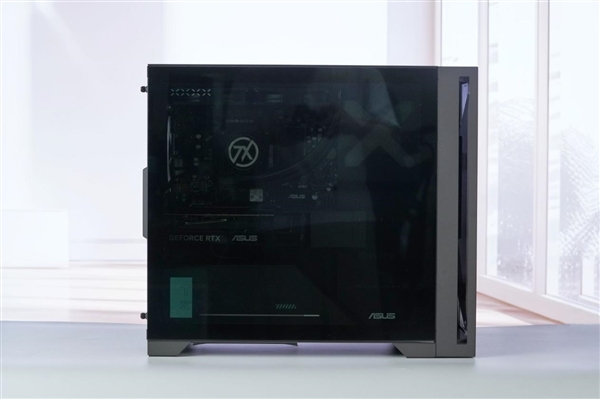 酷睿Ultra 9+RTX 5060 Ti 华硕天选7X台式机图赏