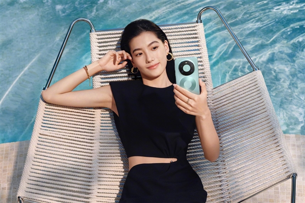 华为Mate 90蓄势待发：麒麟9030+鸿蒙7 华为最强标准版